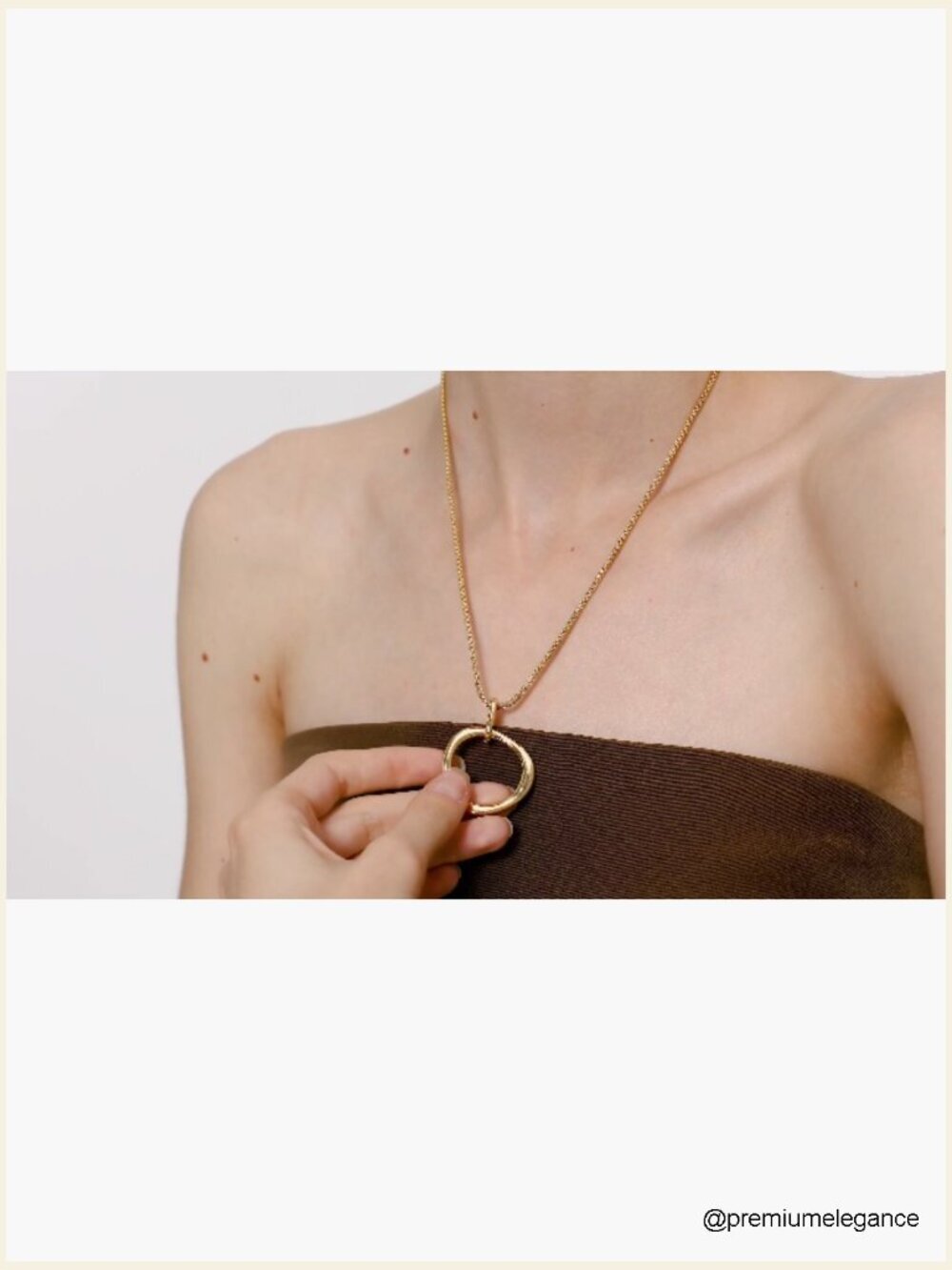 Circle Pendant T-Bar Necklace Dainty Adjustable 18"+2" Extension Chain - Picture 7 of 7